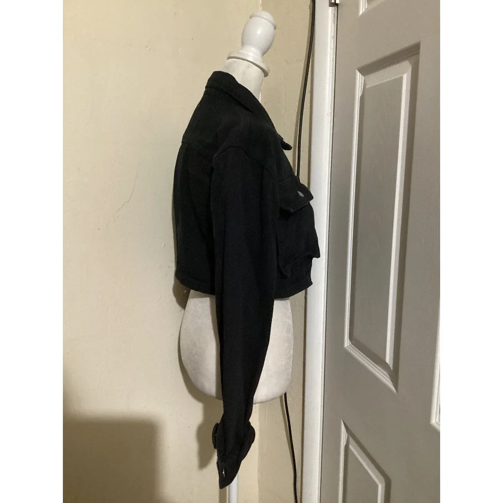 Superdown Black Cropped Denim Jacket Long Sleeve Button Pocket Women's Small - Picture 3 of 6
